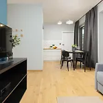 Artistic Zoliborz Apartments By Noclegi Renters